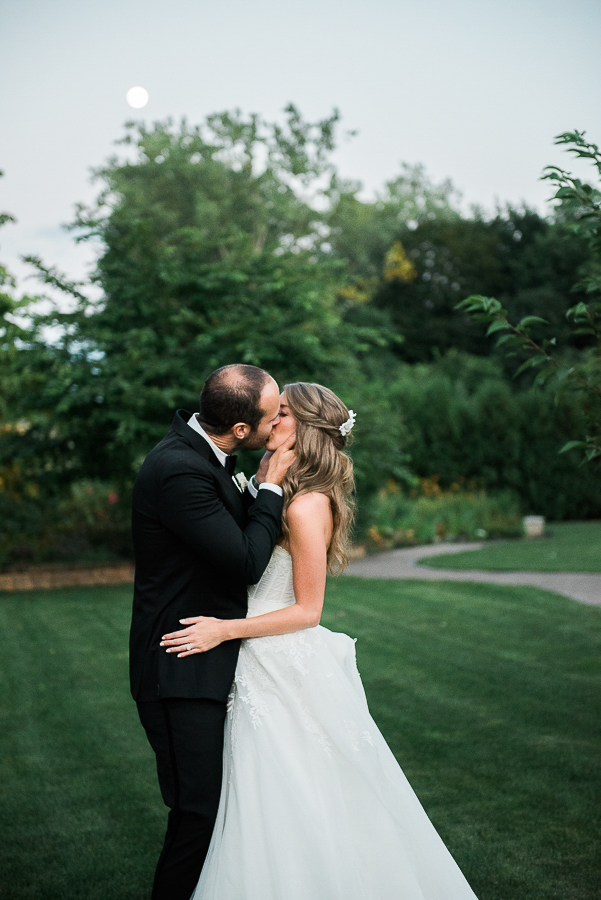 Farmington Gardens CT Wedding Moments